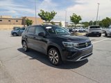 Used 2022 Volkswagen Taos SE image 3