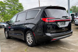 Used 2023 Chrysler Pacifica Touring-L image 5