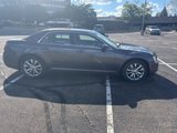Used 2017 Chrysler 300 Limited image 4