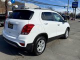 Used 2019 Chevrolet Trax LT w/ LT Convenience Package image 4