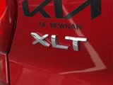 Used 2018 Ford Explorer XLT w/ Equipment Group 201A image 5