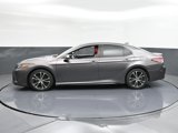 Used 2020 Toyota Camry SE image 5