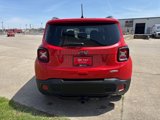 Used 2018 Jeep Renegade Latitude w/ Advanced Technology Group image 4
