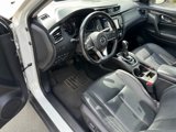 Used 2018 Nissan Rogue SL w/ Premium Package image 2