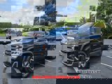 Used 2023 GMC Acadia SLE image 3