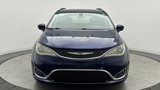 Used 2017 Chrysler Pacifica Touring-L image 2