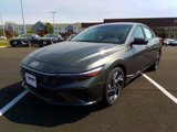 New 2025 Hyundai Elantra Sport image 3