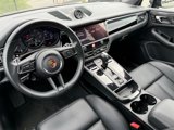 Used 2024 Porsche Macan image 4