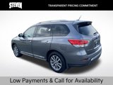 Used 2016 Nissan Pathfinder SL image 3