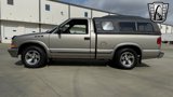 Used 2002 Chevrolet S10 Pickup LS w/ LS Preferred Equipment Group image 3