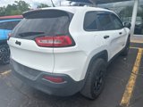 Used 2017 Jeep Cherokee Altitude image 4