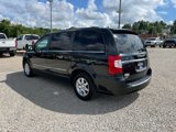 Used 2013 Chrysler Town & Country Touring image 6
