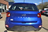 Used 2024 Hyundai Venue SEL image 5
