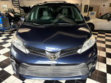 Used 2018 Toyota Sienna XLE image 2