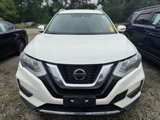 Used 2018 Nissan Rogue SV image 2