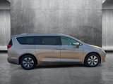 Used 2018 Chrysler Pacifica Limited w/ Advanced Safetytec Group image 4