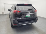 Used 2017 Nissan Rogue SV image 6