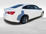 Used 2017 Chevrolet Malibu LT image 5