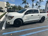 Used 2018 Nissan Titan SV w/ SV Convenience Package image 2