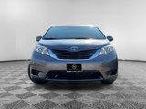 Used 2015 Toyota Sienna LE image 3