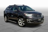 Used 2017 Chevrolet Traverse LT w/ Style and Technology Package image 2