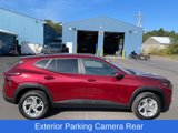 Used 2025 Chevrolet Trax LS w/ LS Convenience Package image 6