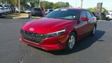 Certified 2023 Hyundai Elantra SE image 2