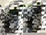 Used 2018 Ford Edge SE image 3