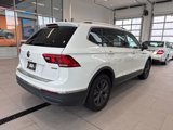 Used 2022 Volkswagen Tiguan SE w/ Panoramic Sunroof Package image 4