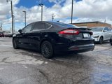 Used 2016 Ford Fusion Energi SE image 3