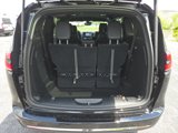 New 2025 Chrysler Pacifica Select image 5