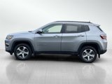 Used 2018 Jeep Compass Latitude image 3