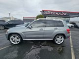 Used 2011 Mercedes-Benz GLK 350 4MATIC image 2