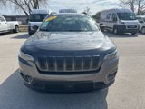 Used 2023 Jeep Cherokee Altitude Lux image 3