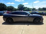 Used 2022 Dodge Charger SXT image 2
