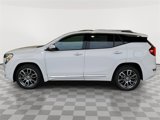 Used 2022 GMC Terrain Denali image 3