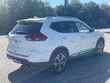 Used 2017 Nissan Rogue SL image 5