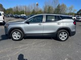 Used 2024 GMC Terrain SLE w/ Driver Convenience Package image 2