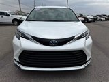 Used 2022 Toyota Sienna XLE image 5