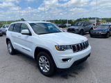 Used 2021 Jeep Grand Cherokee Laredo X image 2