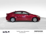 Used 2017 Hyundai Elantra SE image 4