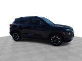 Used 2023 Chevrolet TrailBlazer LT image 2