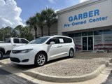 Used 2019 Chrysler Pacifica Touring-L image 3