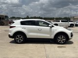 Used 2021 Kia Sportage LX image 4