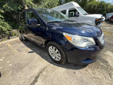 Used 2014 Volkswagen Routan SE image 2