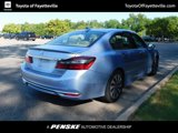 Used 2017 Honda Accord Touring image 4