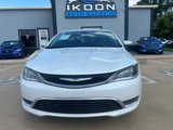 Used 2015 Chrysler 200 Limited image 4