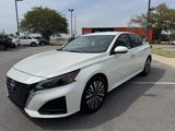 Used 2023 Nissan Altima 2.5 SV image 3