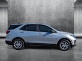 Used 2022 Chevrolet Equinox LS image 4