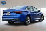 Used 2024 Volkswagen Jetta SE image 2
